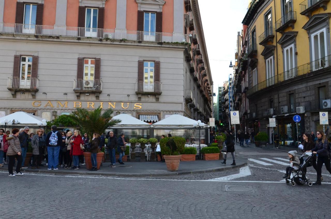La Casa Spagnola Napoli Nápoles Exterior foto